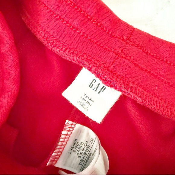 NEW GAP Toddler Wide Leg Athletic Pants Red White Stripes 2 Years NWOT - Picture 2 of 3